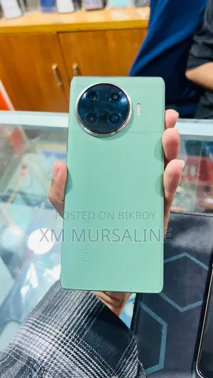 Tecno Spark 20 Pro+ 8/256 (Used)