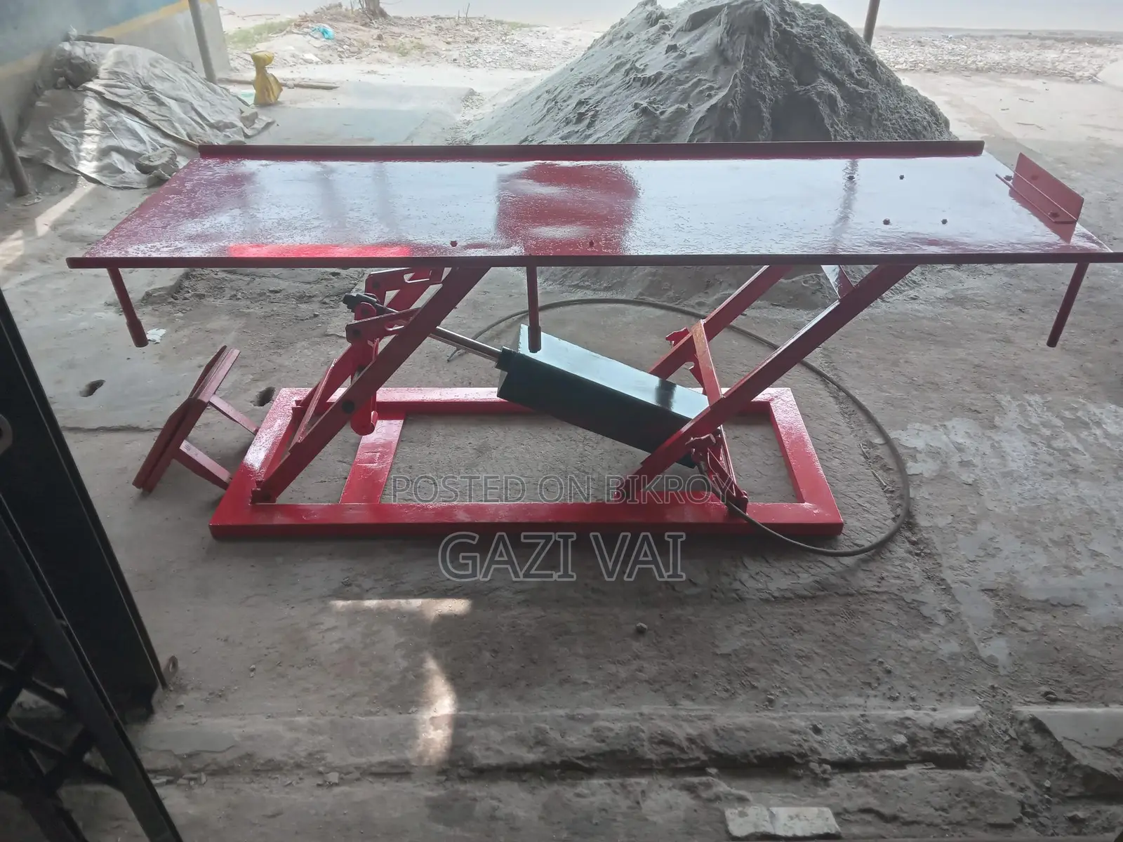 Hydraulic Ram