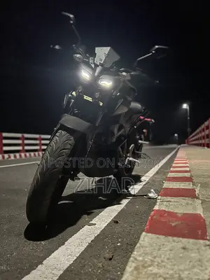 Yamaha 2022 Black