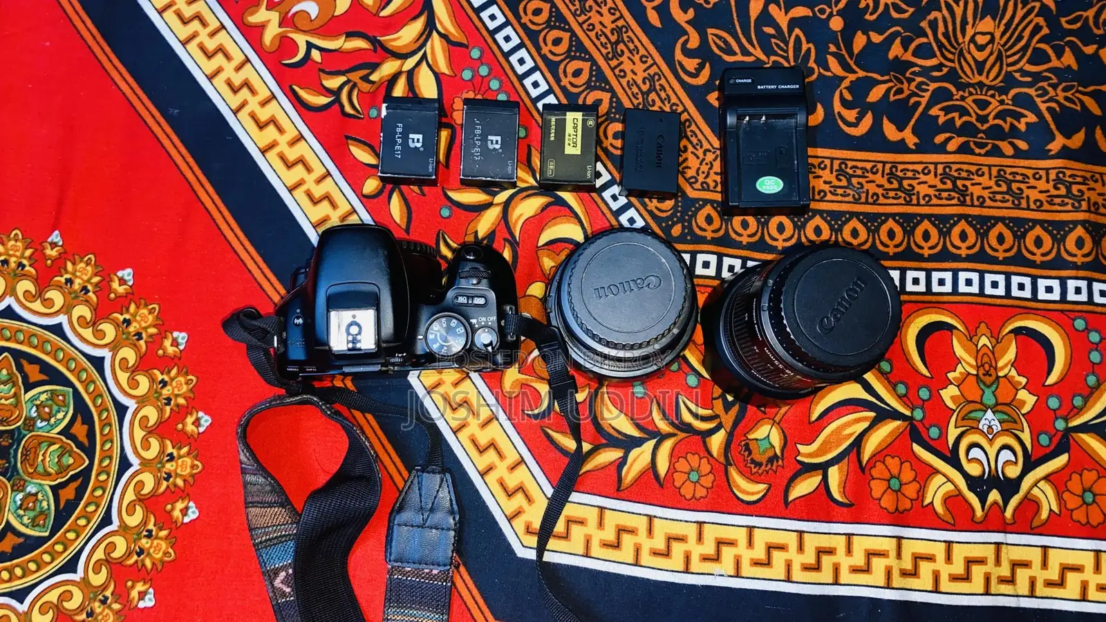 Canon 200D Sale Post