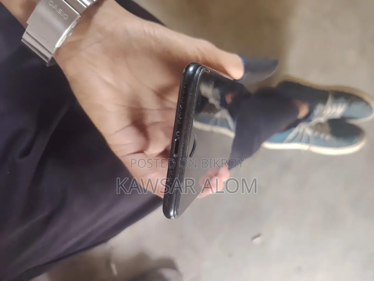 Apple iPhone 7 Plus (Used)