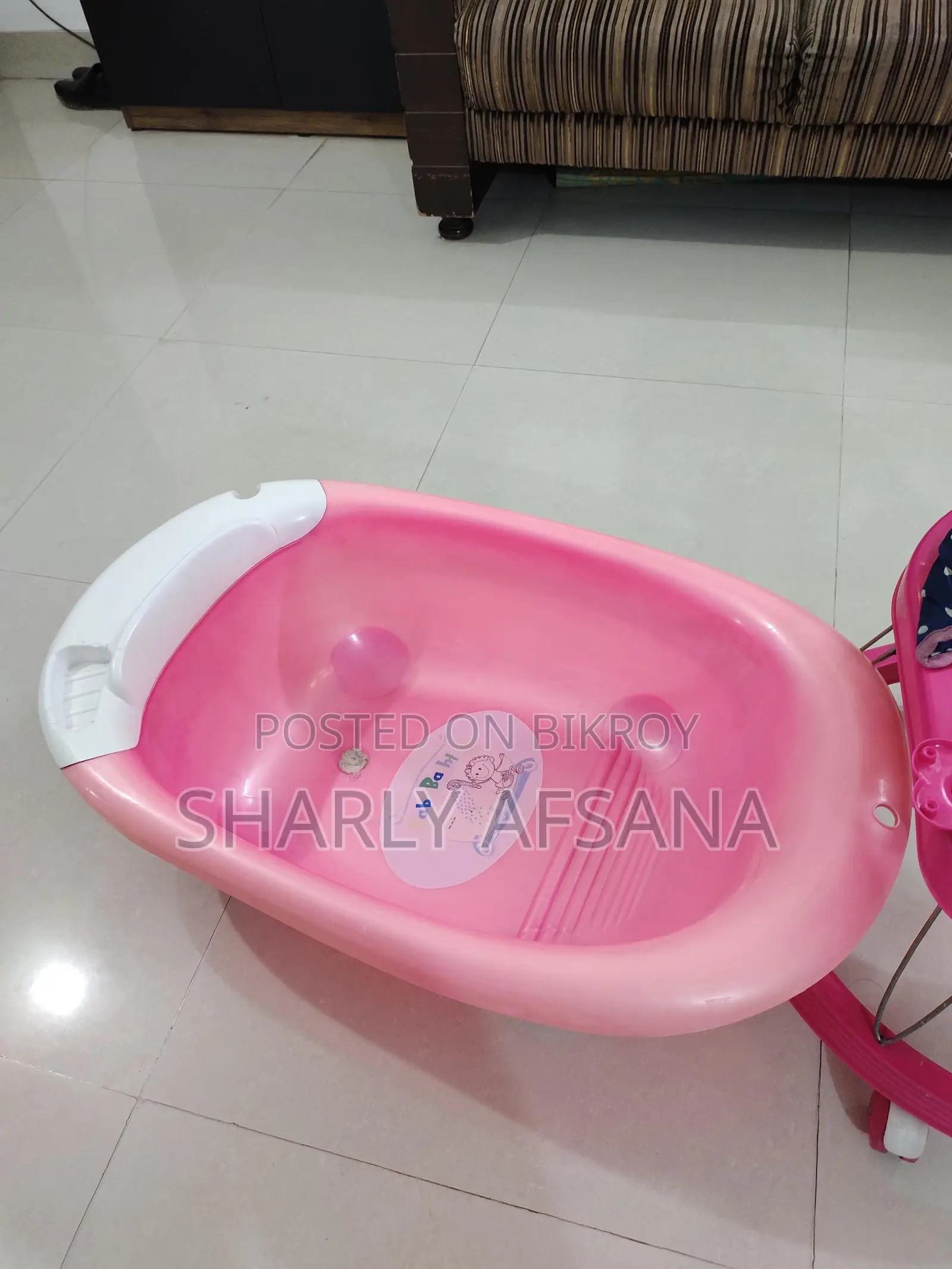 Kid's walker, bathtub, and mini table combo for sale!