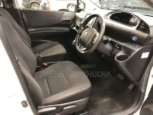 Toyota Sienta X Hybrid 7-Seater 2021
