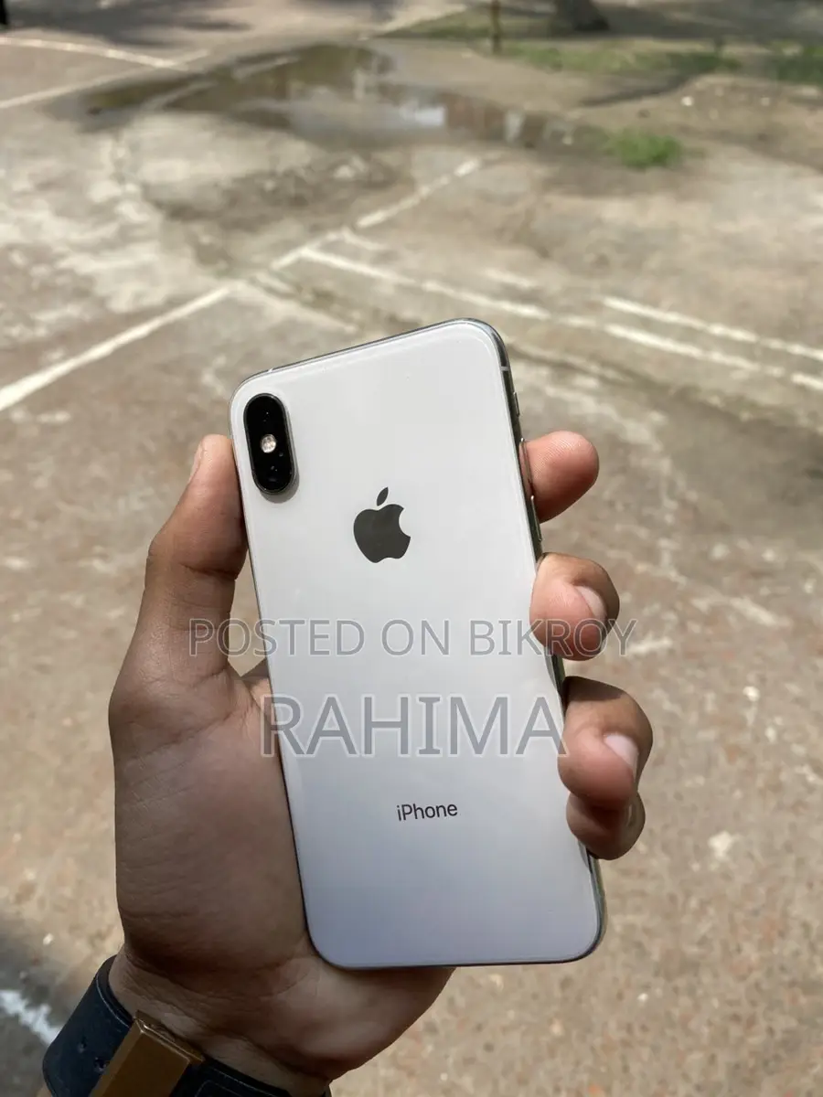 Apple iPhone XS (Used)