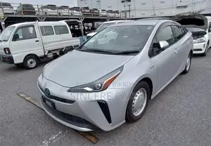Toyota Prius S HYB 4 POINT 2020