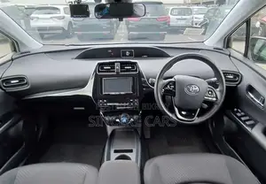 Toyota Prius S HYB 4 POINT 2020