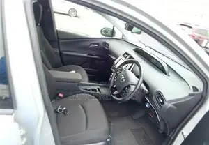 Toyota Prius S HYB 4 POINT 2020