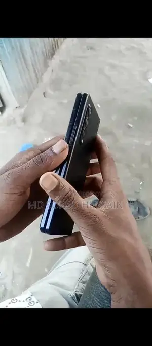 Samsung Galaxy Z Flip3 (Used)