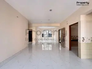 সেক্টর ১১-এ ২০৪৪ বর্গফুটের অ্যাপার্টমেন্ট বিক্রয়