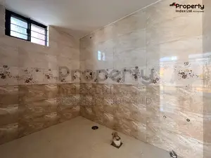 সেক্টর ১১-এ ২০৪৪ বর্গফুটের অ্যাপার্টমেন্ট বিক্রয়