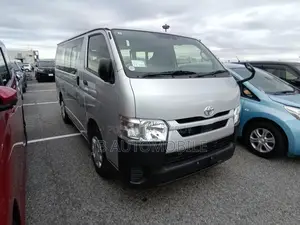 Toyota Hiace DX DHAKA READY 2021