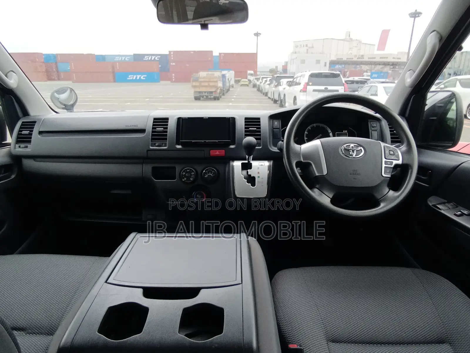 Toyota Hiace DX DHAKA READY 2021