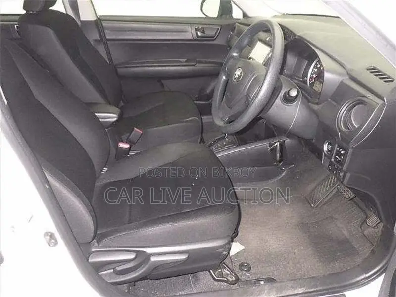 Toyota Axio Non-Hybrid READY 2020