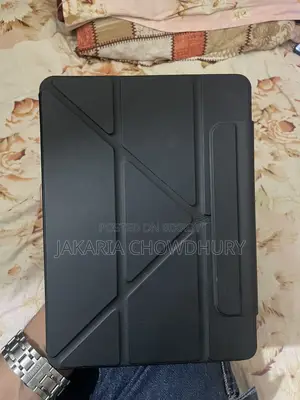 iPad Air 5 M1 with full box