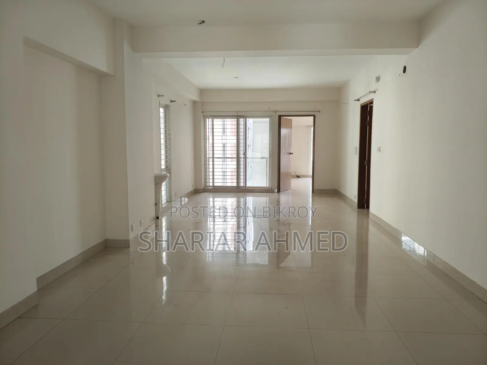 3 Bed 2500 Sqft Un-Furnished Apartment For Rent In Gulshan 1