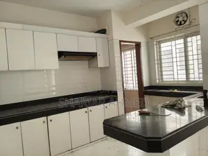 3 Bed 2500 Sqft Un-Furnished Apartment For Rent In Gulshan 1