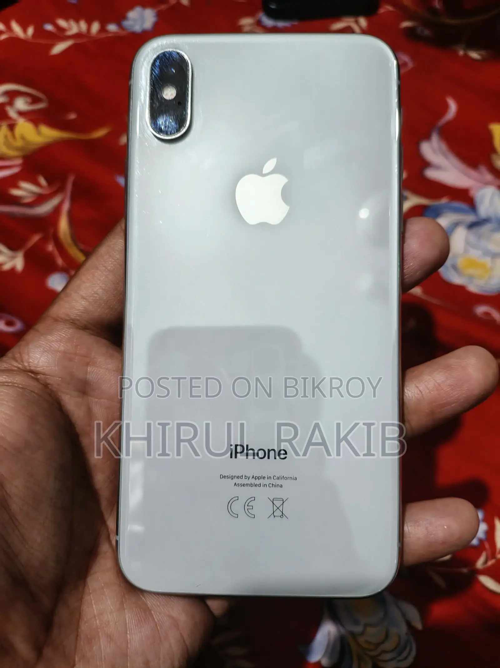Apple iPhone X 64 GB (Used)