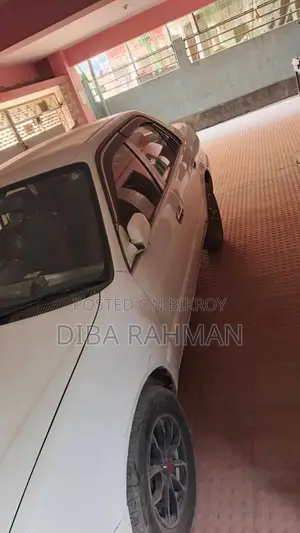 Toyota Corolla 1998 White