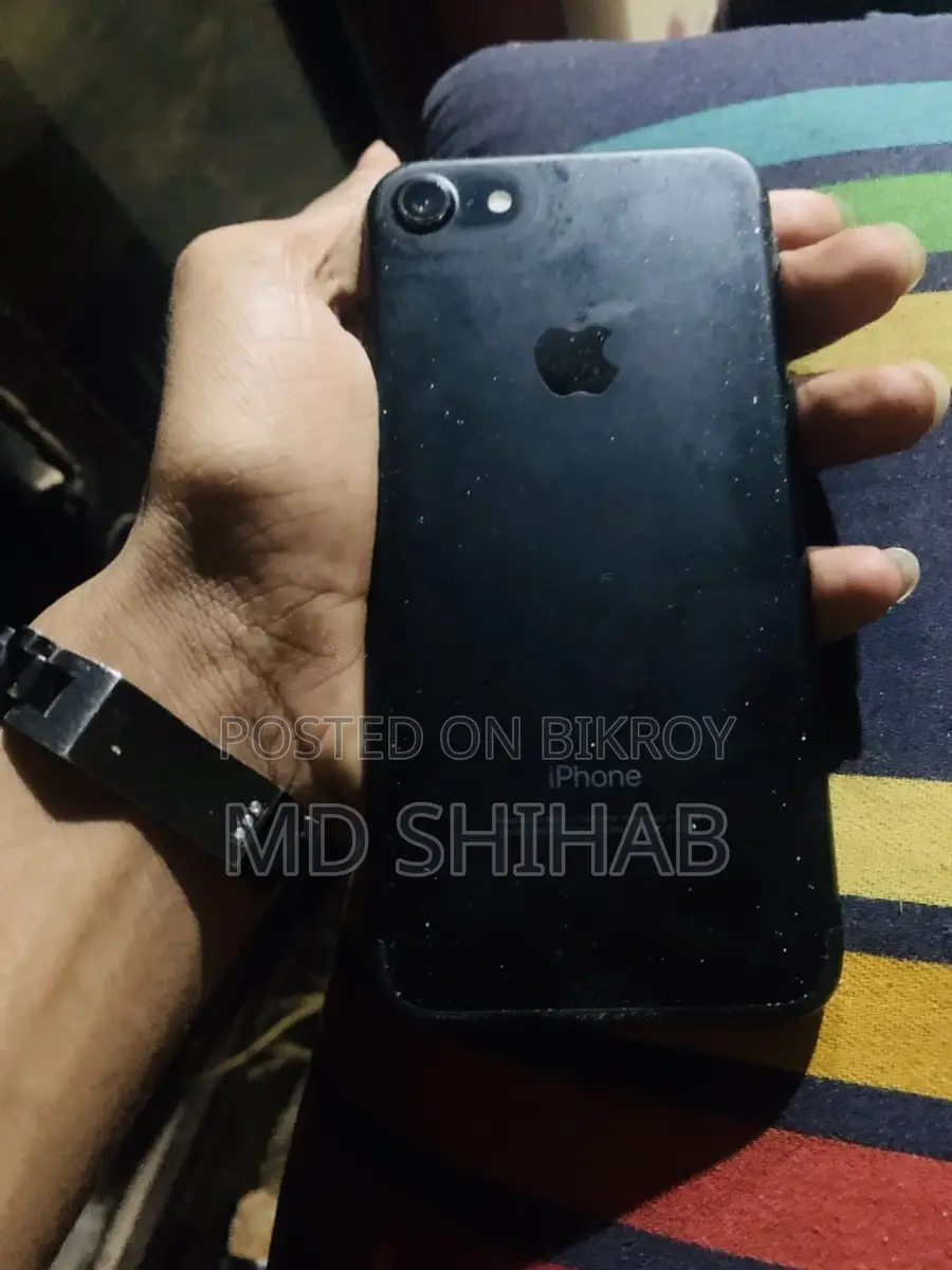 Apple iPhone 7 (Used)