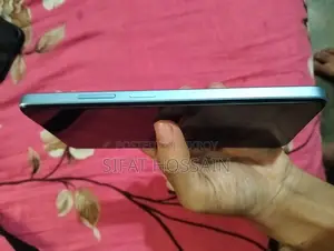 OPPO A18 . (Used)