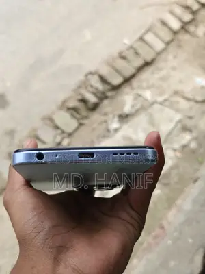 Vivo Y22s (Used)