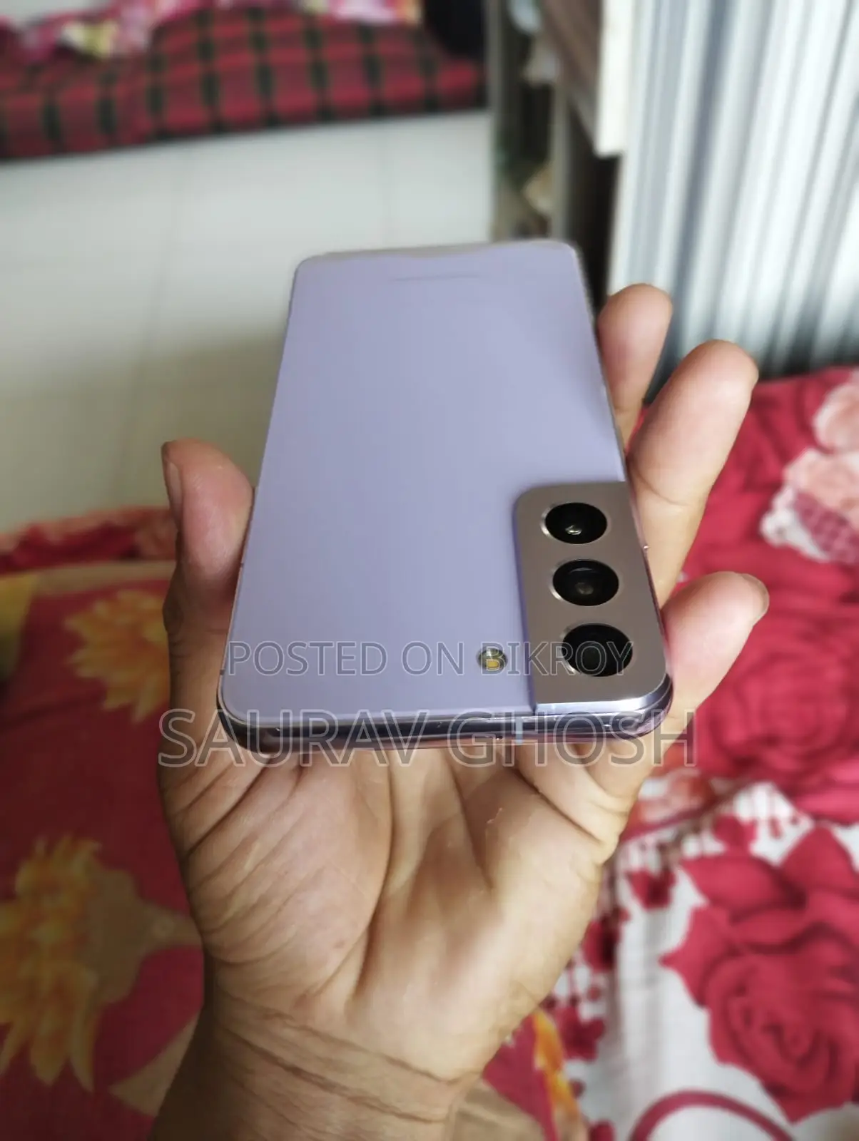 Samsung Galaxy S22 (Used)