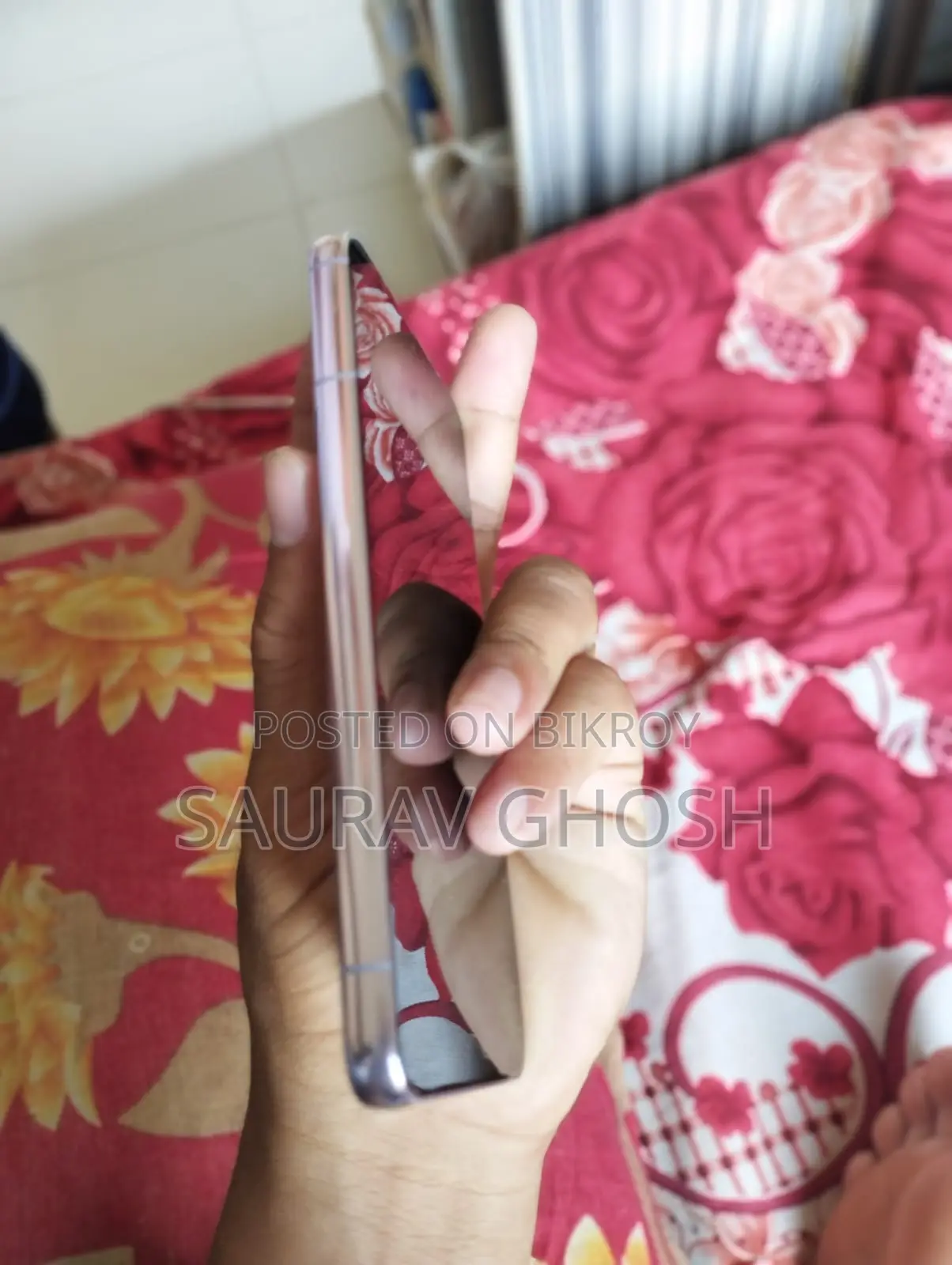 Samsung Galaxy S22 (Used)