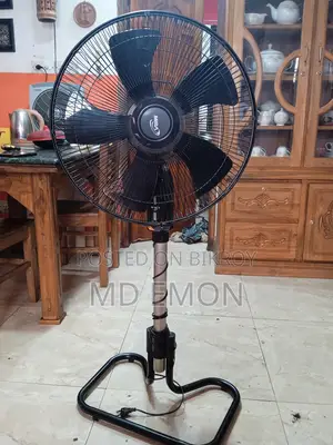 স্ট্যান্ড ফ্যান