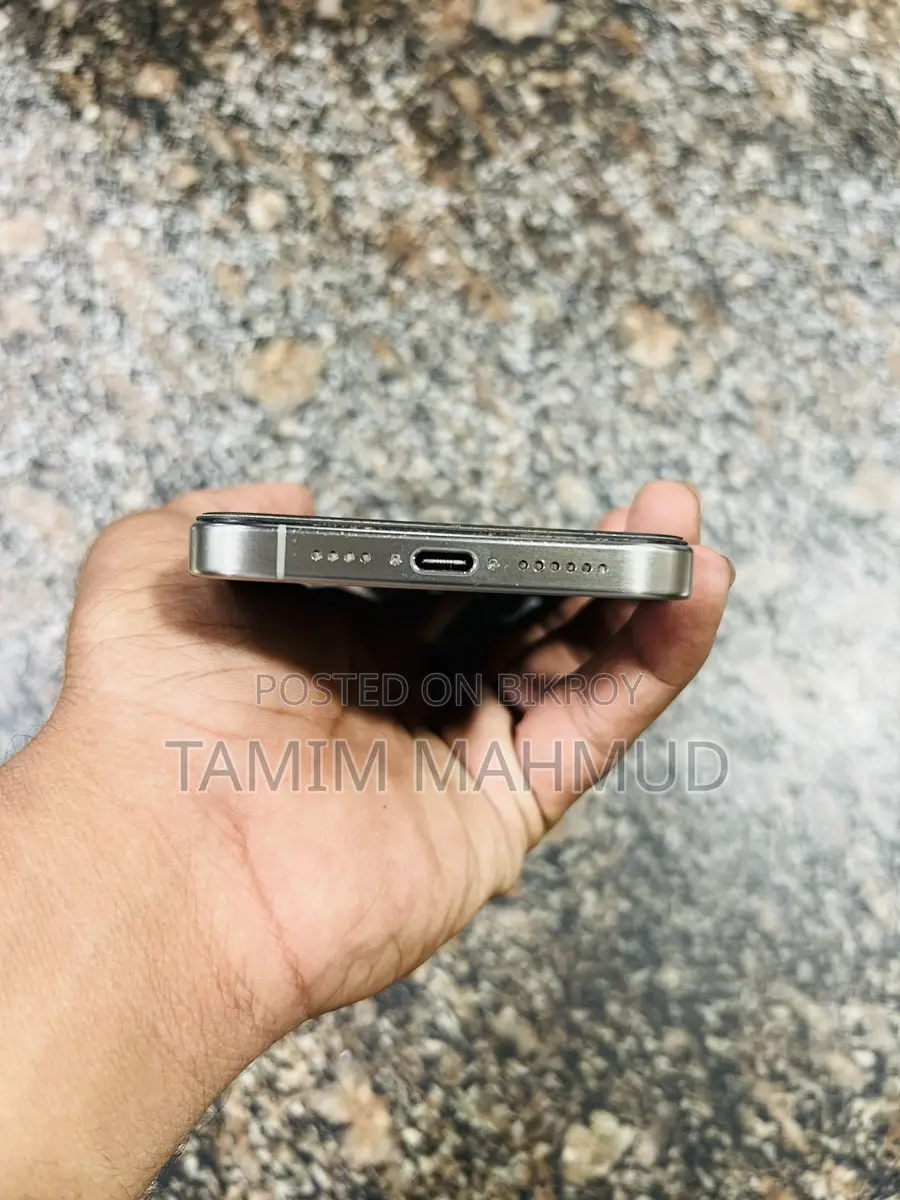 Apple iPhone 15 pro max (Used)