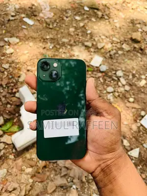 Apple iPhone 13 . (Used)