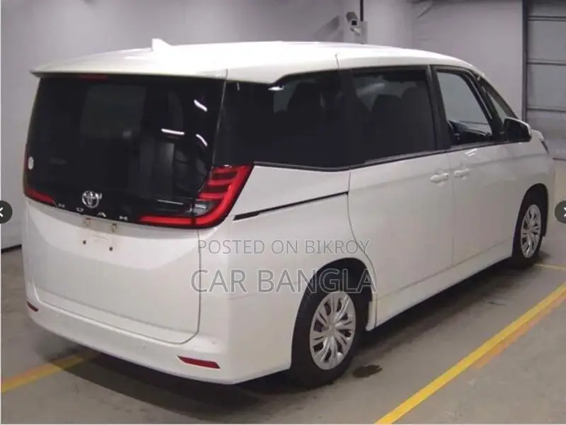 Toyota Noah X_NON_HYBRID 2022