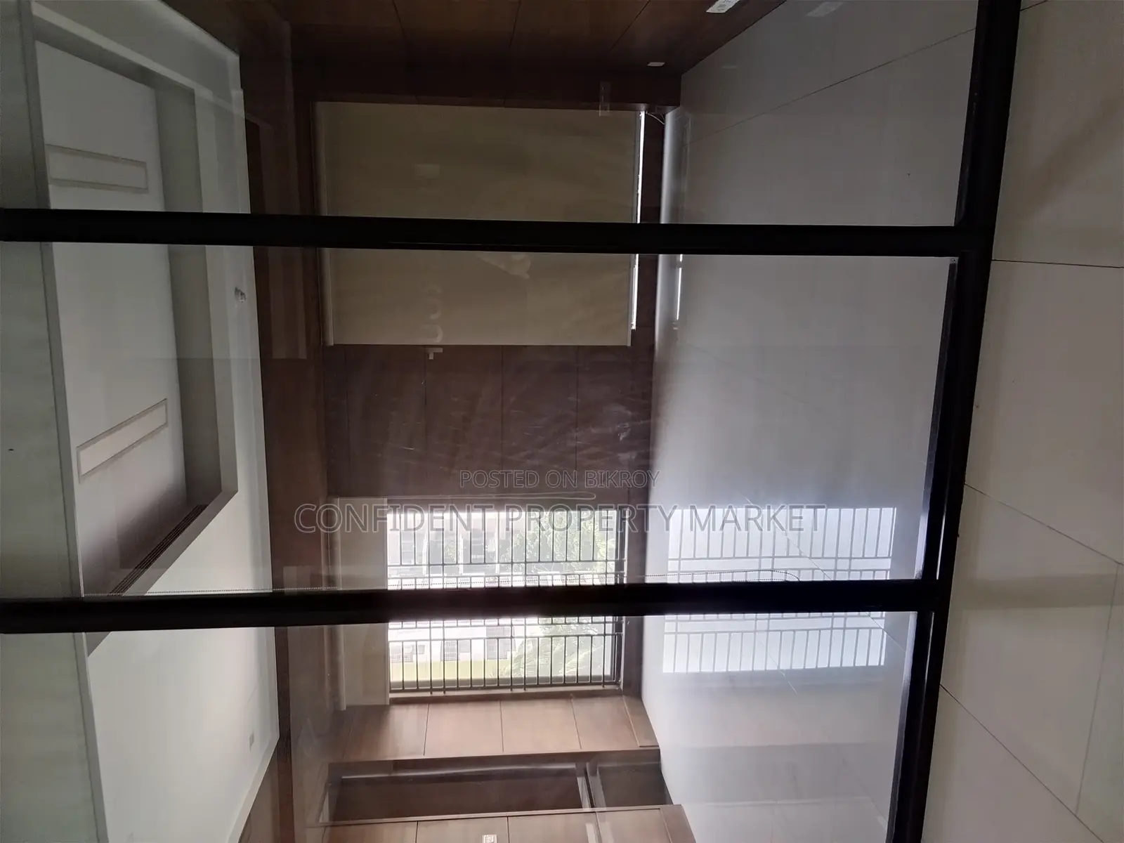 Excellent Condition Commercial Space For Rent In Banani