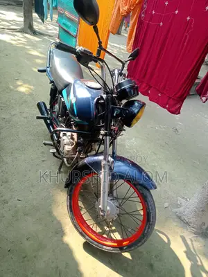 Bajaj Caliber . 2001