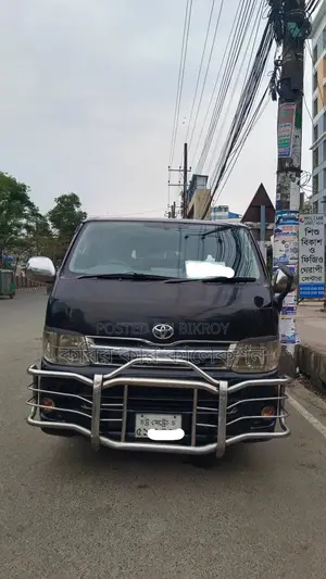 Toyota Hiace Super Gl 2013