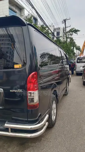 Toyota Hiace Super Gl 2013