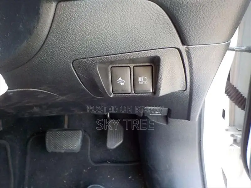 Toyota Premio F Pack. 2020