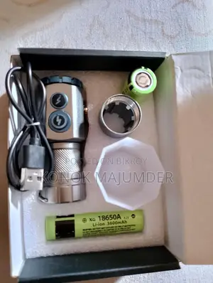Silver Fox Three-Eyed Monster Flashlight with Magnet