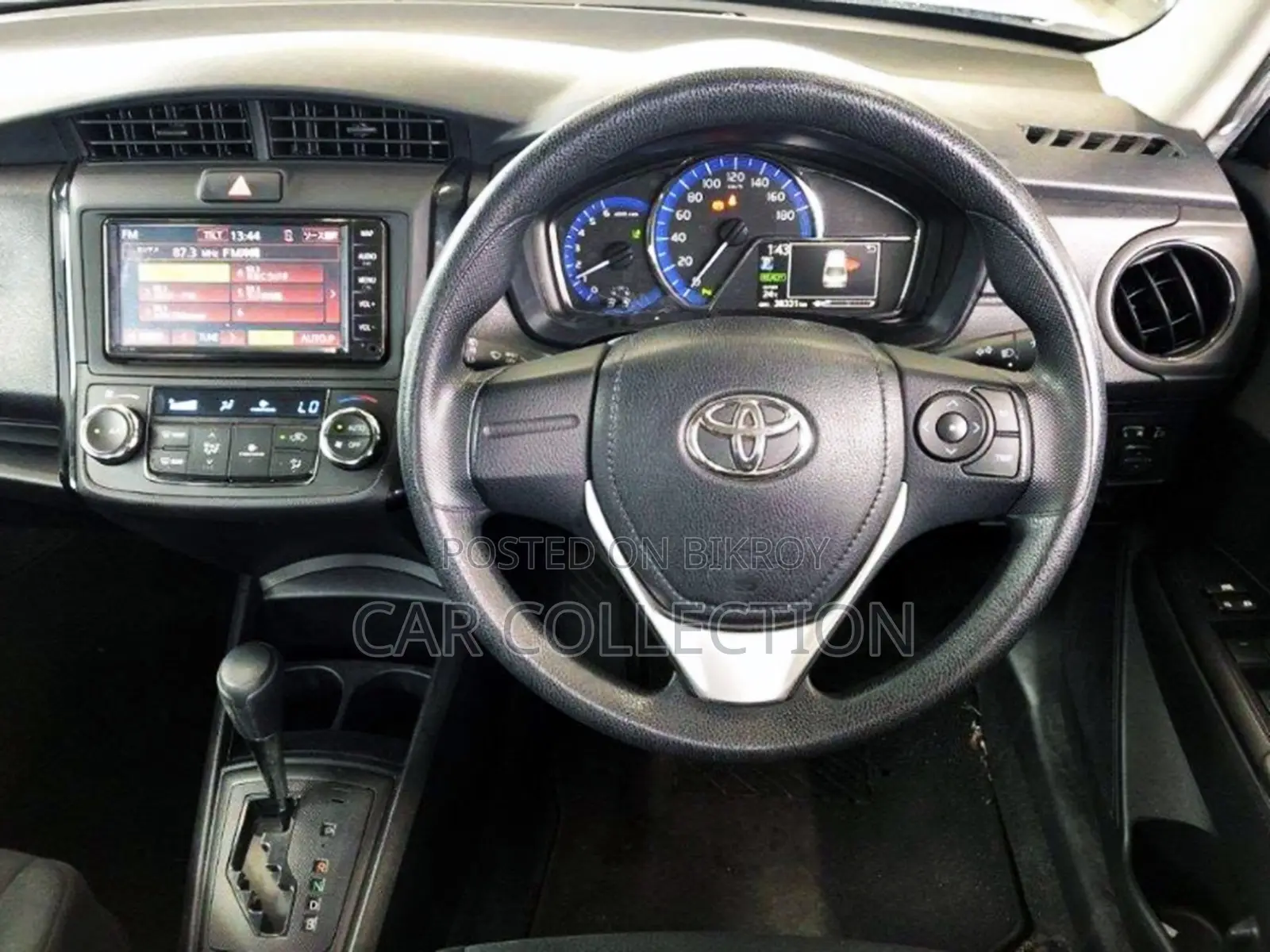 Toyota Axio EX ,GRADE 4, SILVER 2020