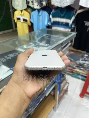 Apple iPhone 11 (Used)