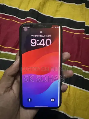 Apple iPhone XS (Used)