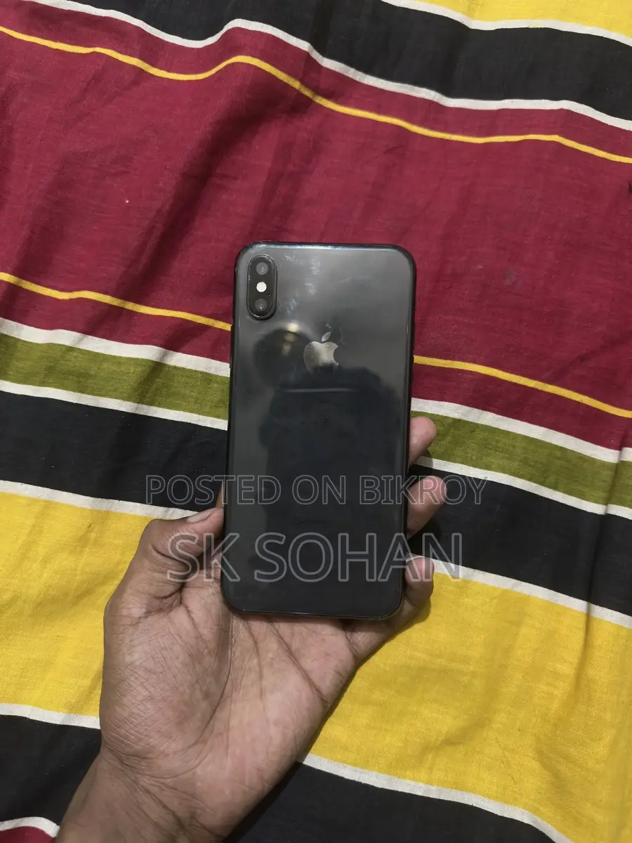 Apple iPhone XS (Used)