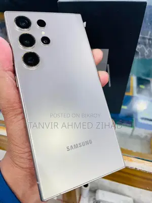 Samsung Galaxy S24 Ultra . (Used)