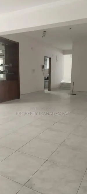 ২৮০০ বর্গফুট আনফার্নিশড অ্যাপার্টমেন্ট ভাড়া, ৪ বেড ৪ বাথ, গুলশান ২, চমৎকার ভিউ