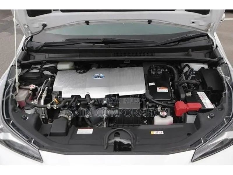 Toyota Prius S 2021