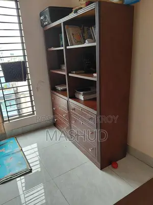 Bookshelf Canadian Oak Wood, A