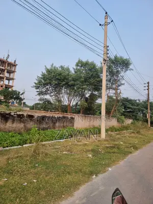 60" Road, Sector 17/I #3 Katha, Near Metro 2nd Station
