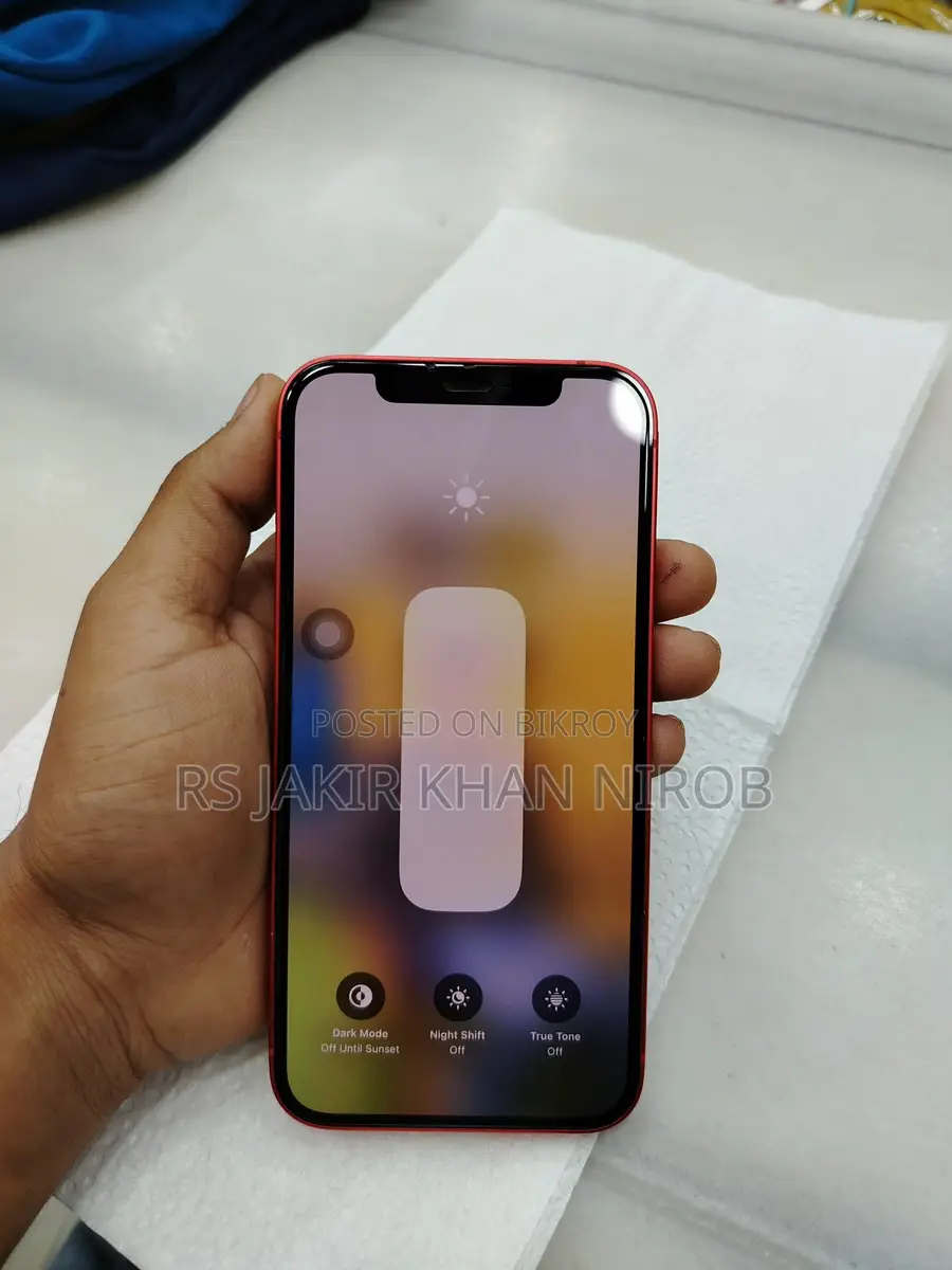 Apple iPhone 12 (Used)