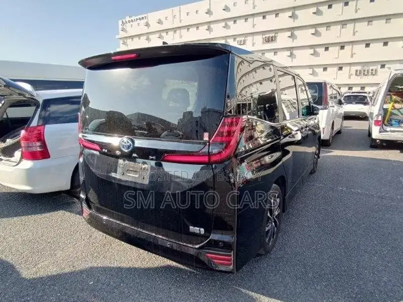Toyota Noah Hybrid SZ Black New 2022