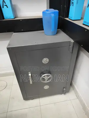 লকার বিক্রি হবে