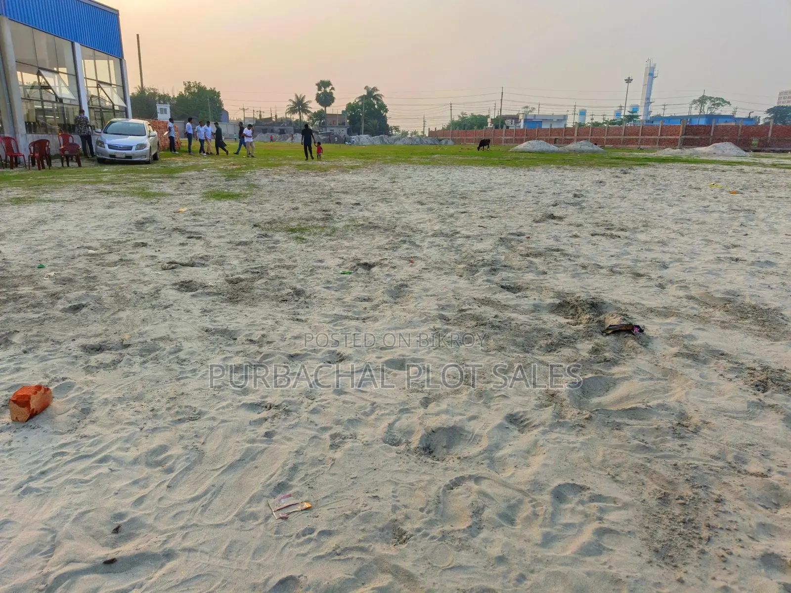 Buy a plot at an attractive price in Tulip Valley.